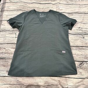 Figs Olive Green Casma 3 Pocket Scrub Top Size Small